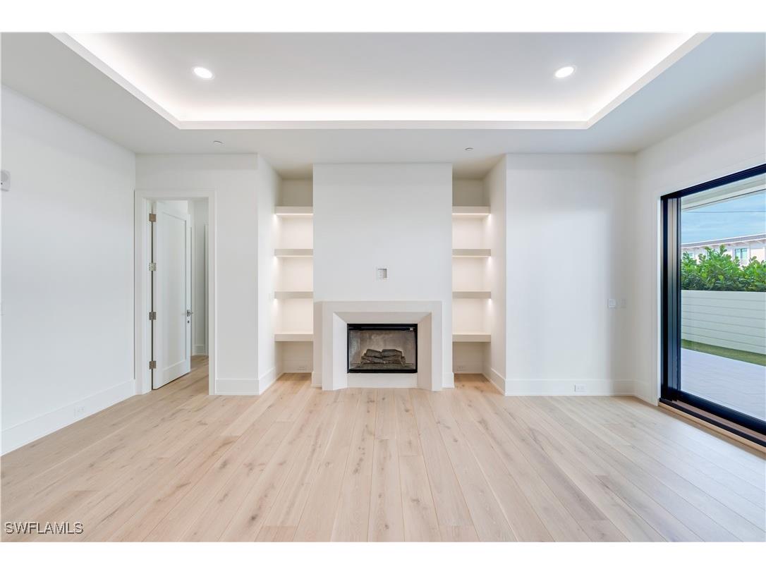 82 9th Street S #205 Naples FL 34102 224082223 image2