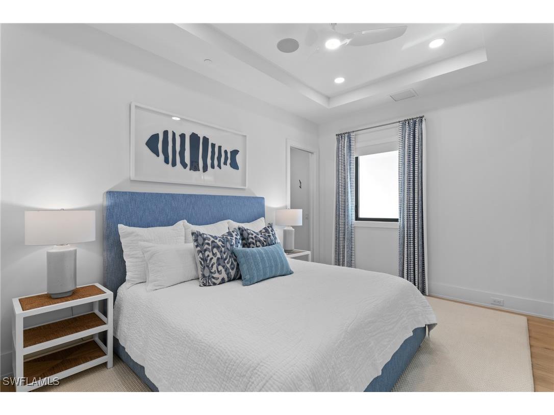 82 9th Street S #301 Naples FL 34102 225081004 image26