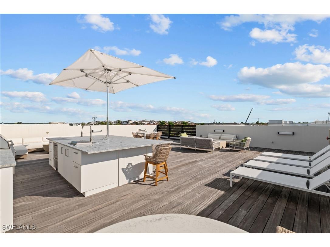 82 9th Street S #301 Naples FL 34102 225081004 image31