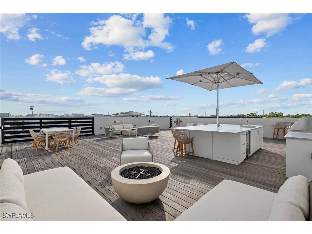 82 9th Street S #301 Naples FL 34102 225081004 image32