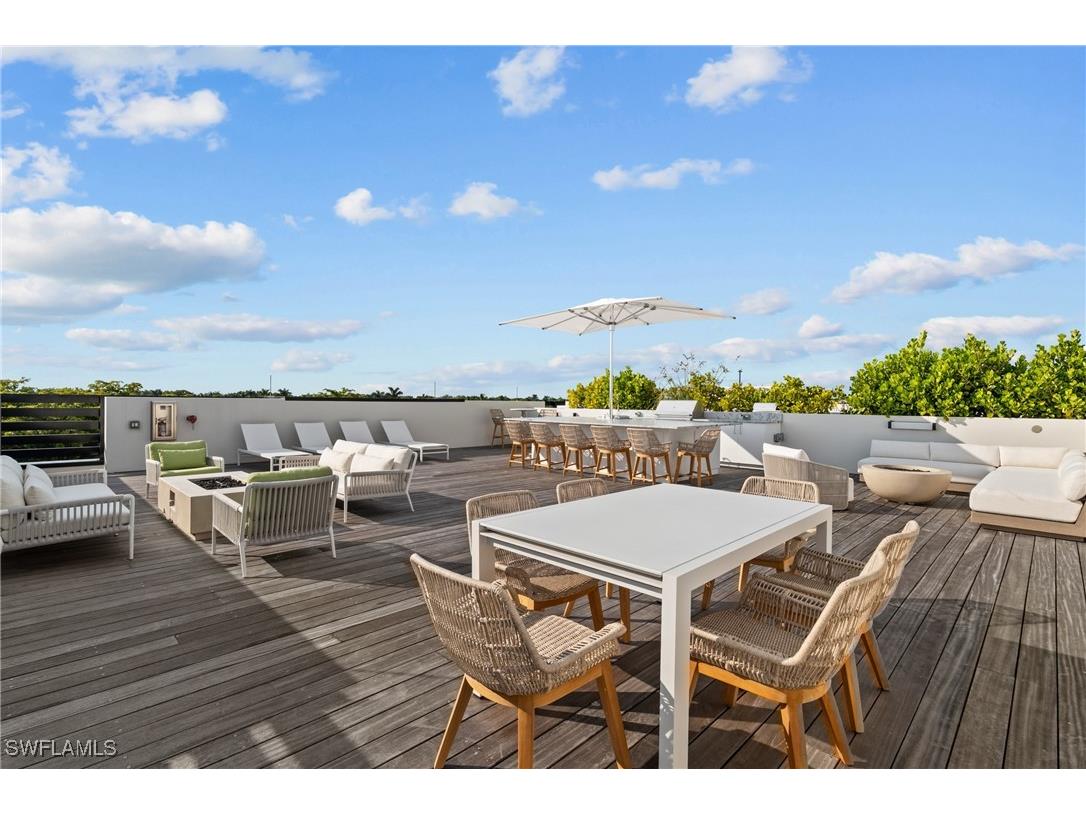 82 9th Street S #301 Naples FL 34102 225081004 image34