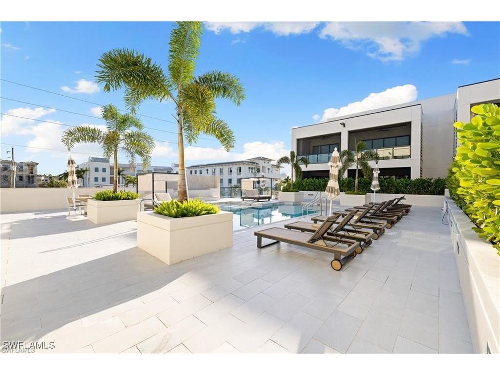 82 9th Street S #301 Naples FL 34102 225081004 image45