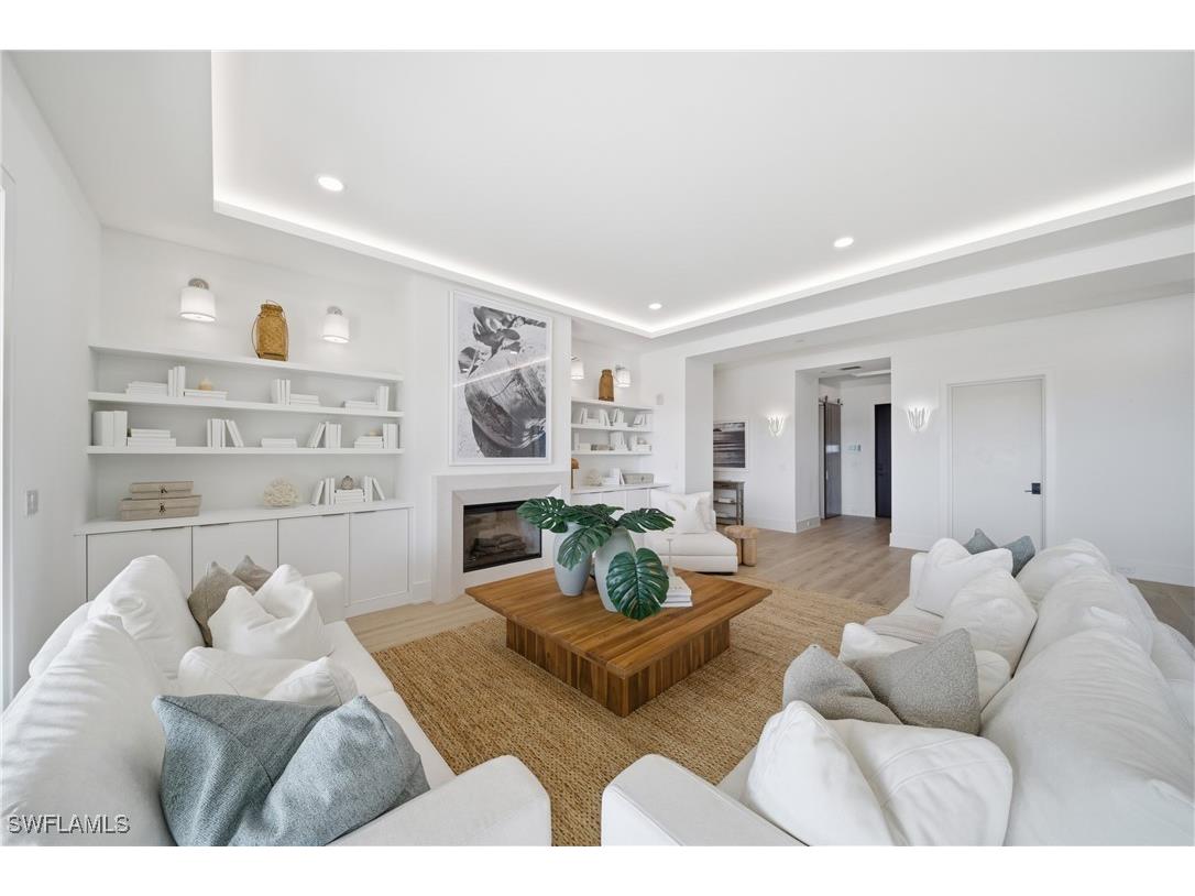 82 9th Street S #303 Naples FL 34102 225014876 image3