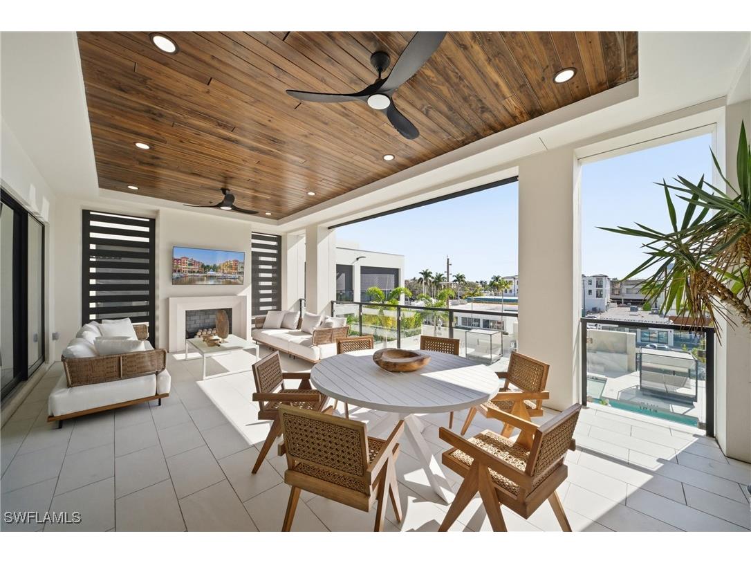 82 9th Street S #303 Naples FL 34102 225014876 image8