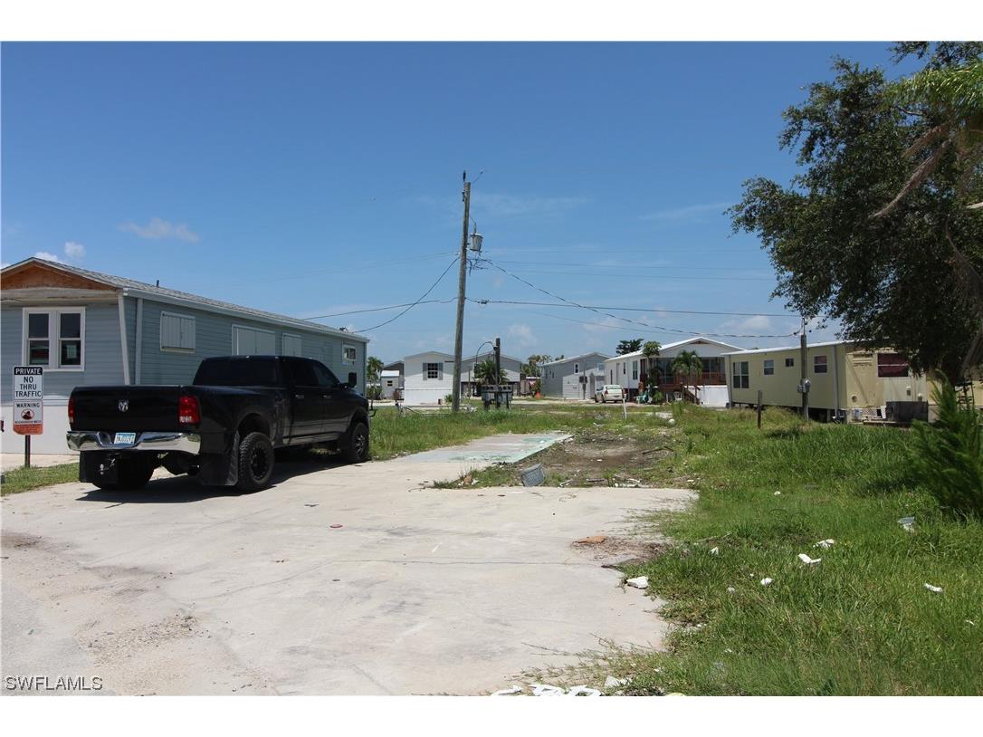 82 Emily Lane Fort Myers Beach FL 33931 223049535 image1