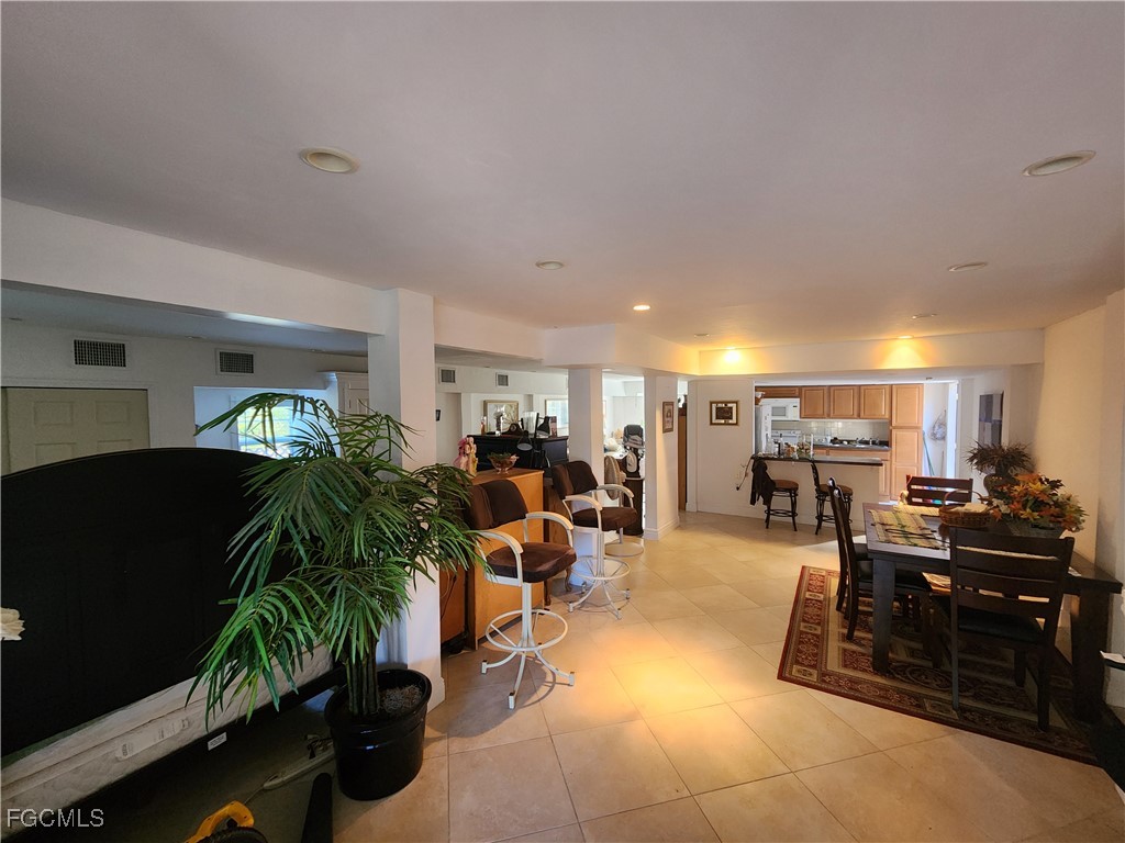 820 3rd Street SW Naples FL 34117 2025024732 image5