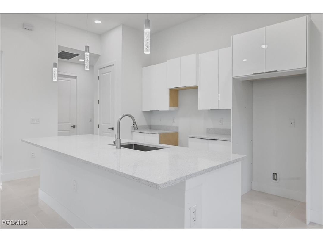 820 Ashland Street E Lehigh Acres FL 33974 2025003916 image5