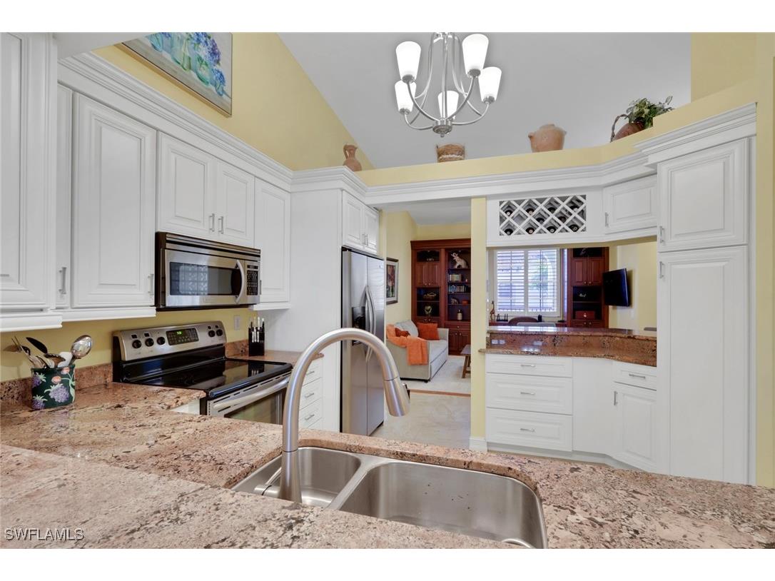 820 Bentwater Circle #202 Naples FL 34108 225079879 image11