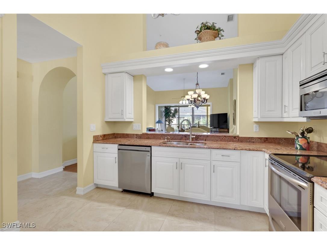 820 Bentwater Circle #202 Naples FL 34108 225079879 image12