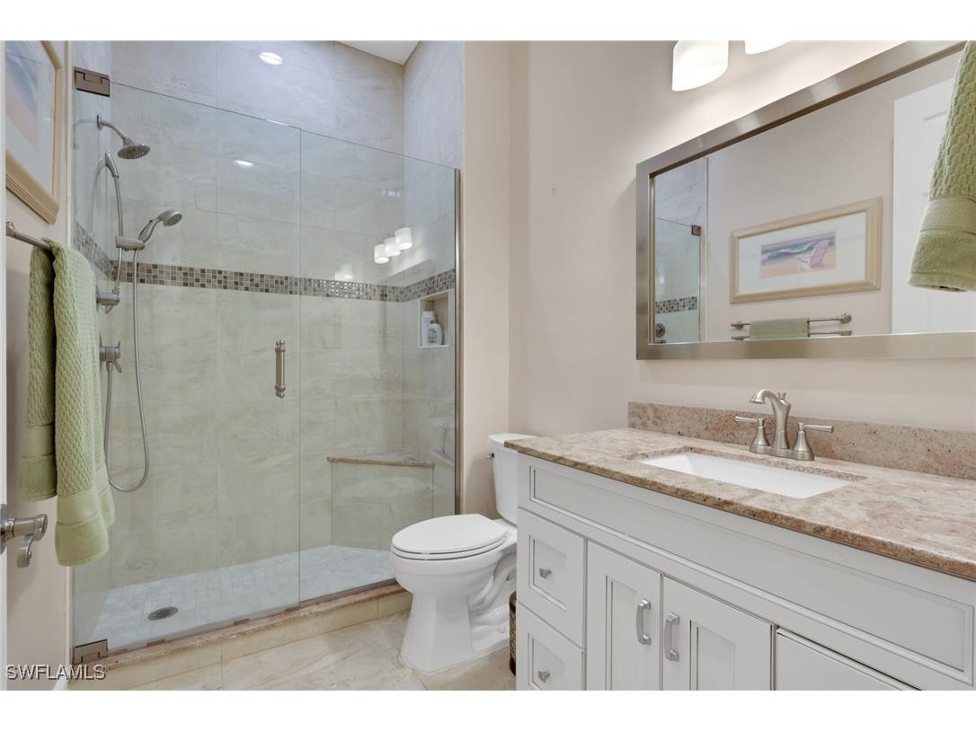 820 Bentwater Circle #202 Naples FL 34108 225079879 image19