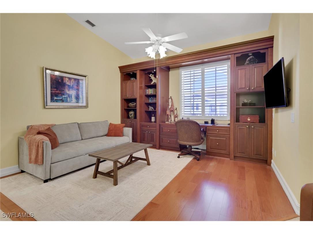 820 Bentwater Circle #202 Naples FL 34108 225079879 image7