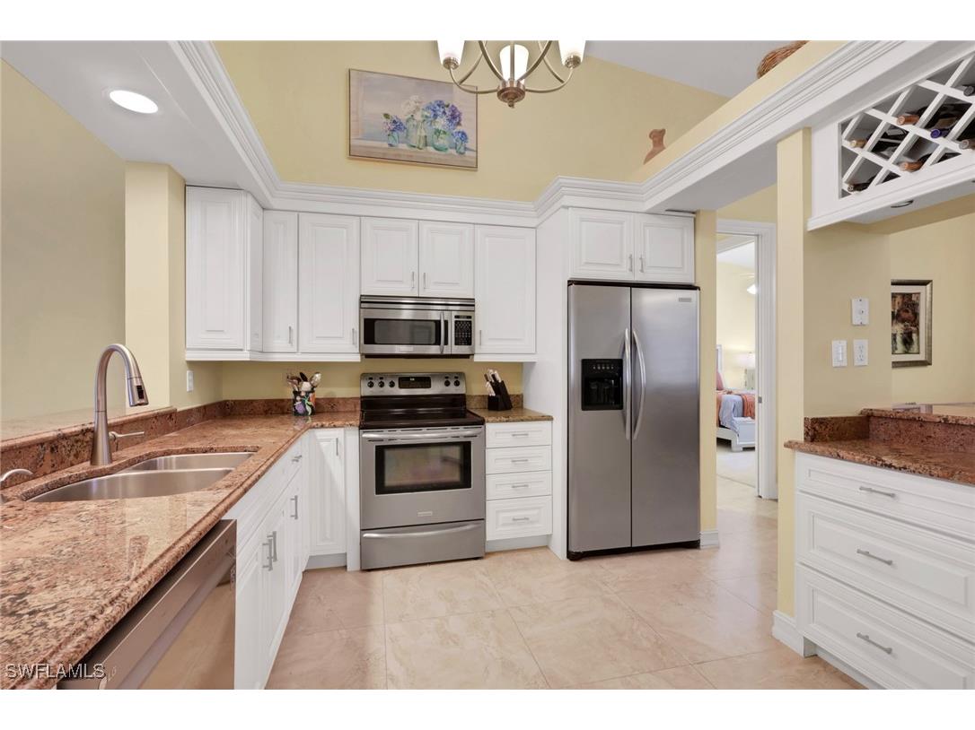 820 Bentwater Circle #202 Naples FL 34108 225079879 image9