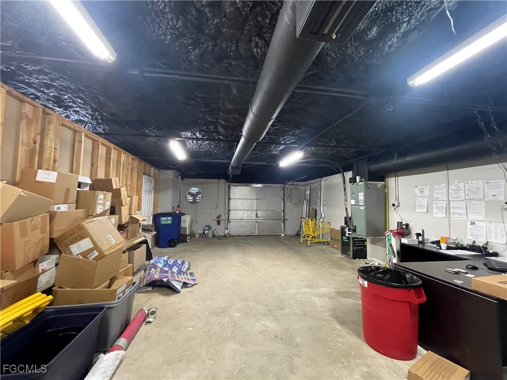 820 Cape Coral Parkway E Cape Coral FL 33904 2025021113 image8