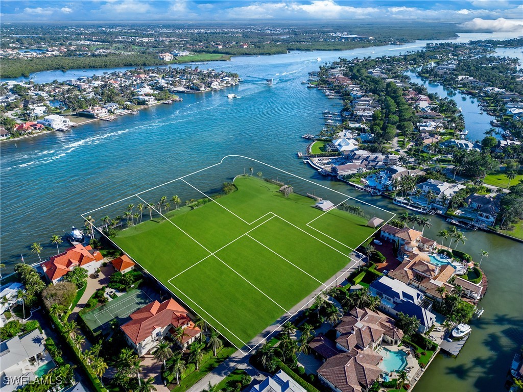 820 Jamaica Lane Naples FL 34102 225075672 image2