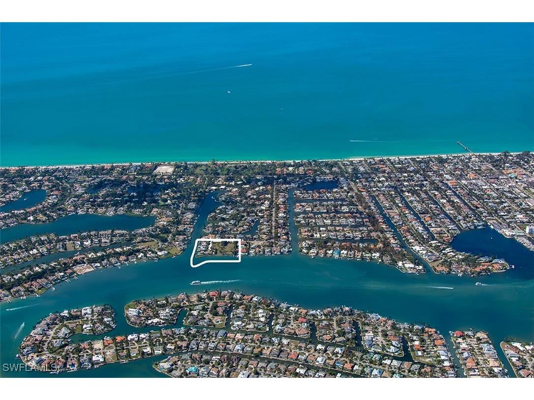 820 Jamaica Lane Naples FL 34102 225075672 image3