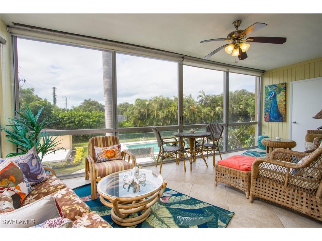 820 Ketch Drive #8 Naples FL 34103 225075967 image1