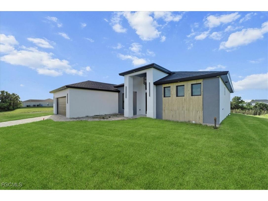 820 NW 9th Street Cape Coral FL 33993 2025014106 image3