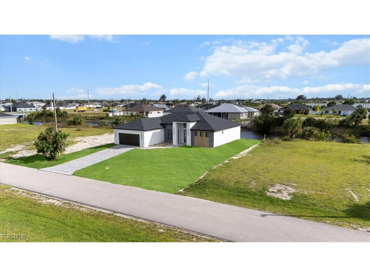 820 NW 9th Street Cape Coral FL 33993 2025014106 image37
