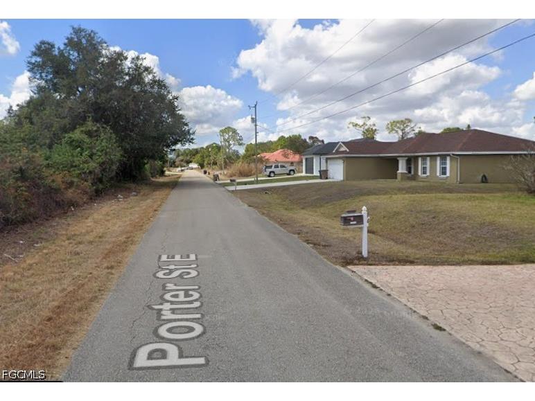 820 Porter Street E Lehigh Acres FL 33974 2026028913 image5
