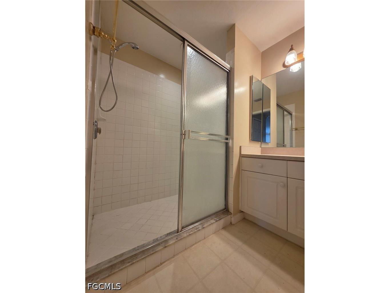 820 Rue Labeau Circle Fort Myers FL 33913 2026021990 image12