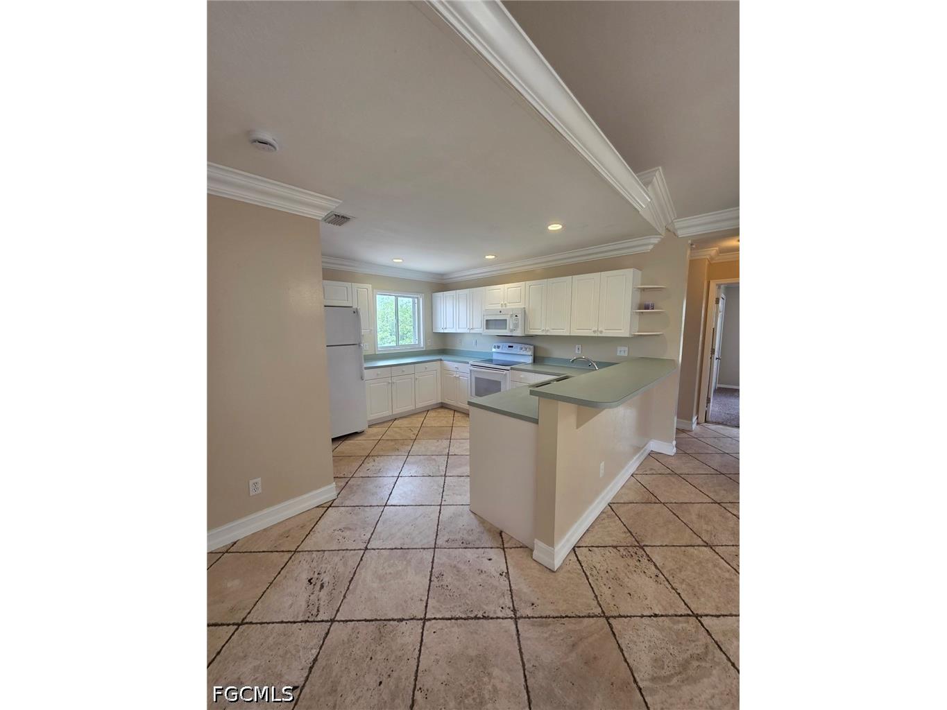 820 Rue Labeau Circle Fort Myers FL 33913 2026021990 image4