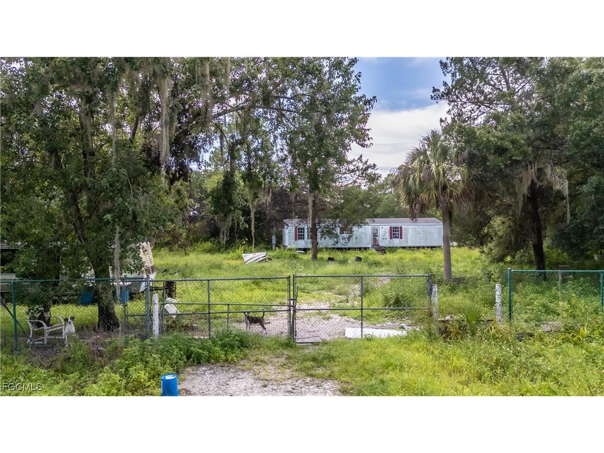 820 S Mayoral Street Clewiston FL 33440 2025007489 image1