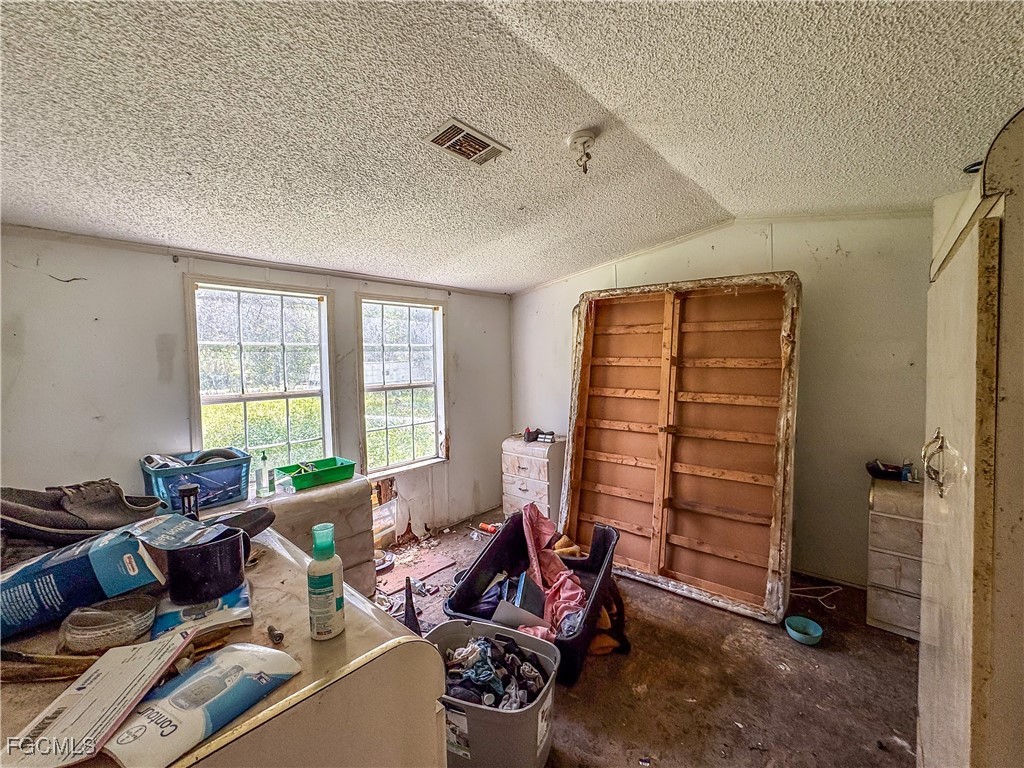 820 S Mayoral Street Clewiston FL 33440 2025007489 image16