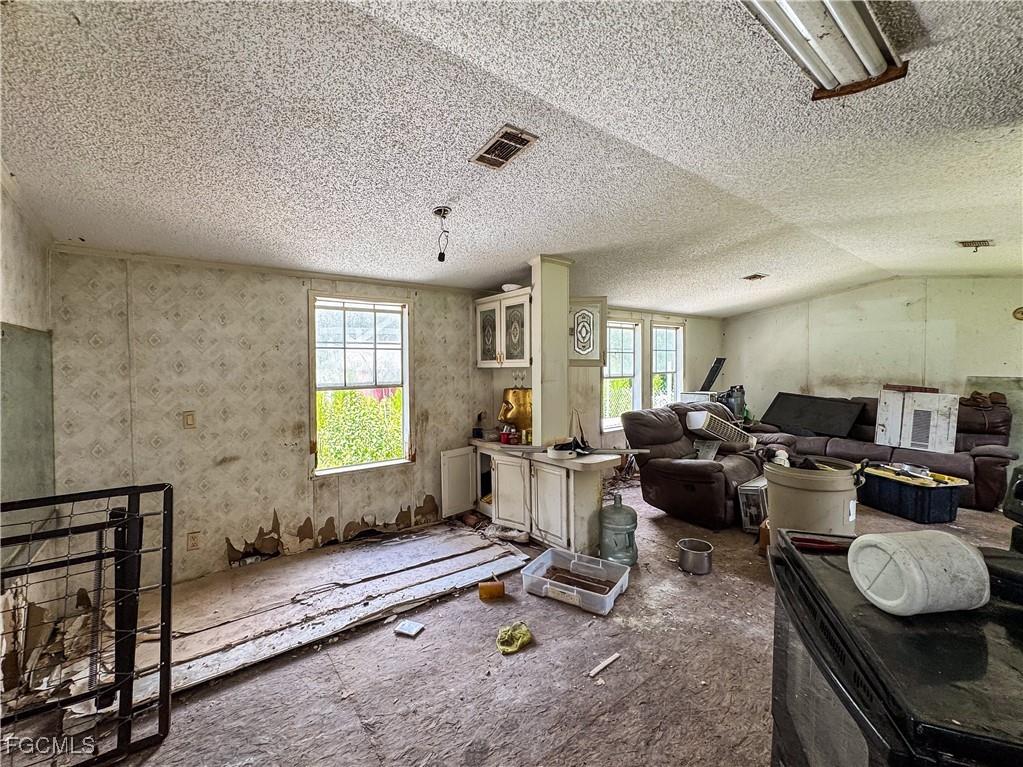 820 S Mayoral Street Clewiston FL 33440 2025007489 image20