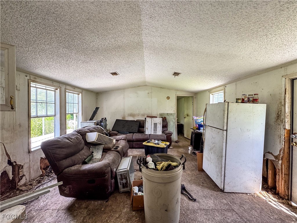 820 S Mayoral Street Clewiston FL 33440 2025007489 image21