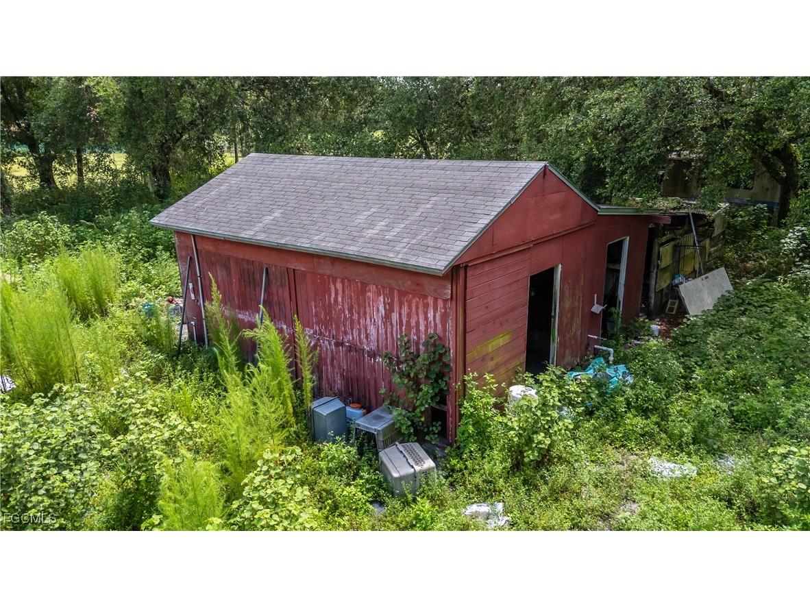 820 S Mayoral Street Clewiston FL 33440 2025007489 image31