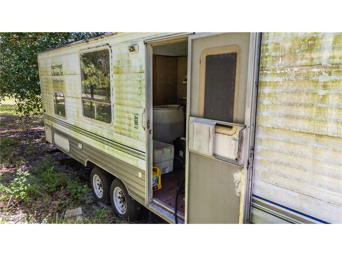 820 S Mayoral Street Clewiston FL 33440 2025007489 image37