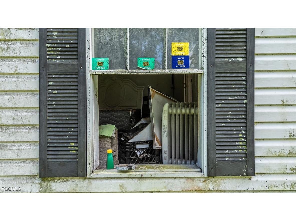 820 S Mayoral Street Clewiston FL 33440 2025007489 image5