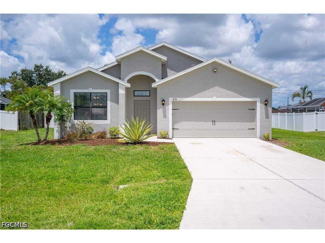 820 SW 9th Avenue Cape Coral FL 33991 2026028607 image1