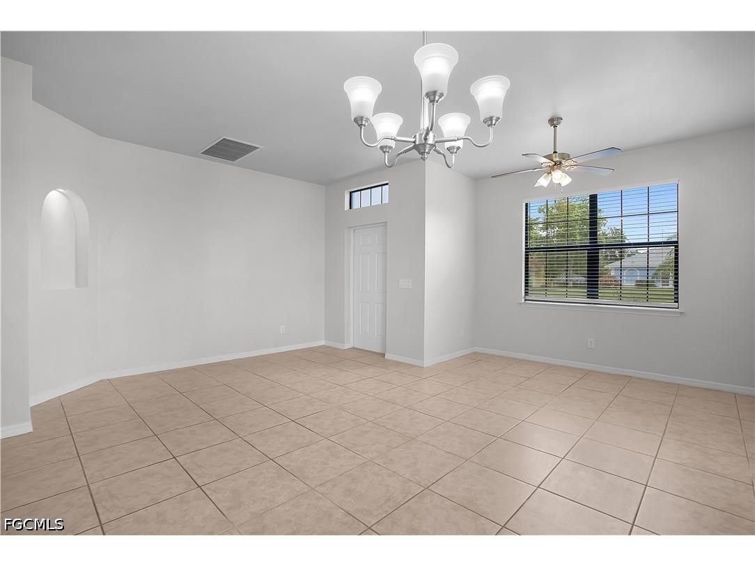 820 SW 9th Avenue Cape Coral FL 33991 2026028607 image8