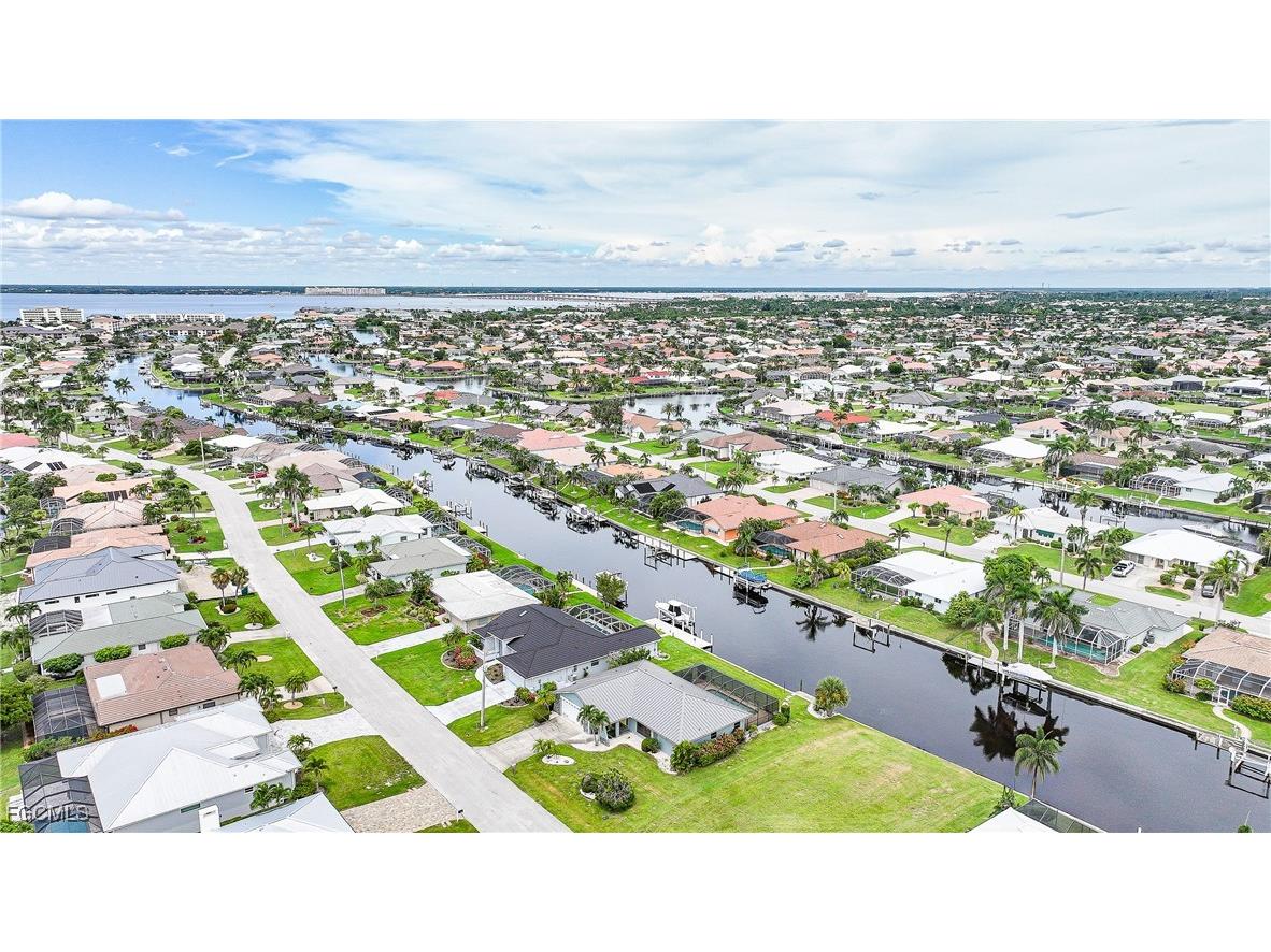 820 Santa Margerita Lane Punta Gorda FL 33950 2025009351 image2