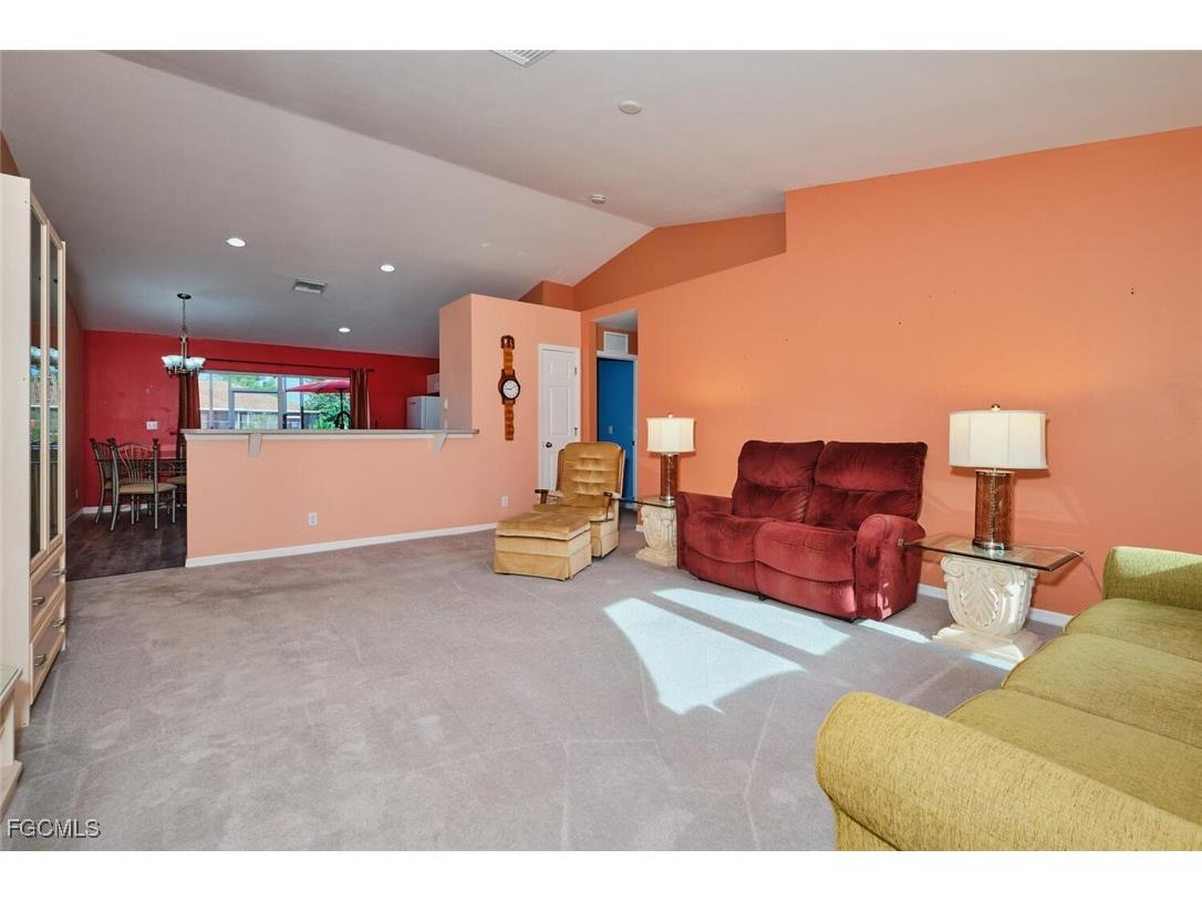 820 Unger Avenue Fort Myers FL 33913 2025007427 image4