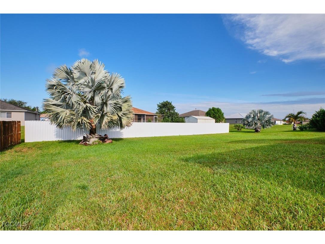 820 Unger Avenue Fort Myers FL 33913 2025007427 image40