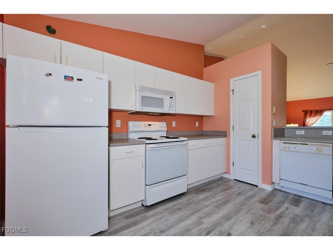 820 Unger Avenue Fort Myers FL 33913 2025007427 image9