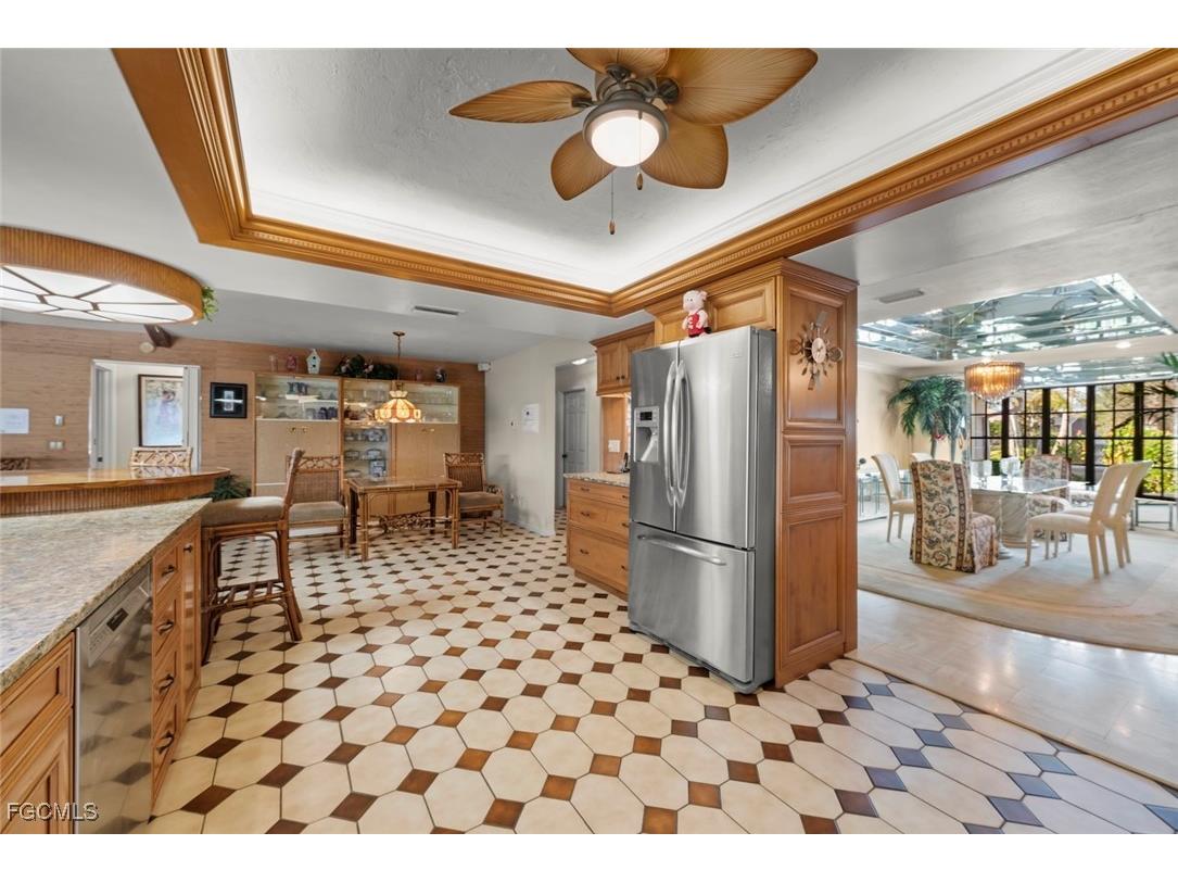 8200 Glenfinnan Circle Fort Myers FL 33912 2025024708 image18