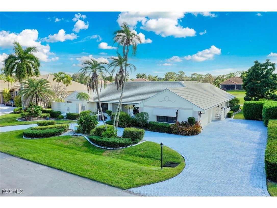 8200 Glenfinnan Circle Fort Myers FL 33912 2025024708 image2