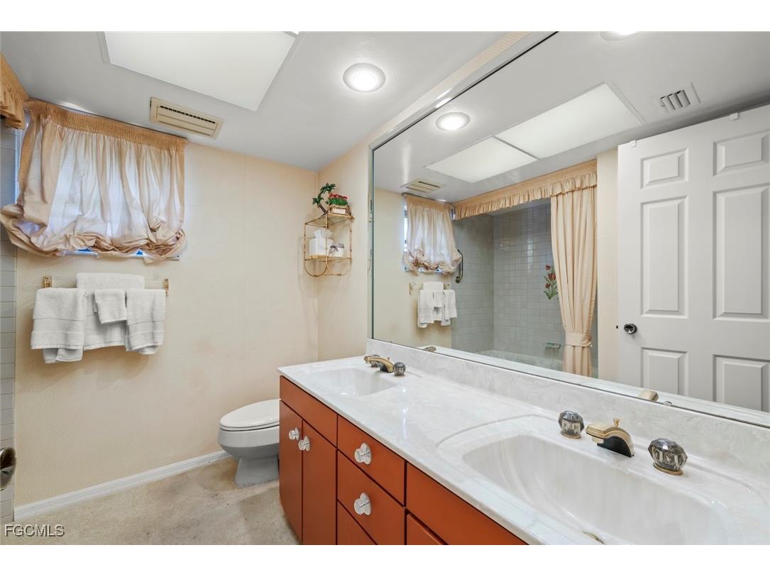 8200 Glenfinnan Circle Fort Myers FL 33912 2025024708 image27