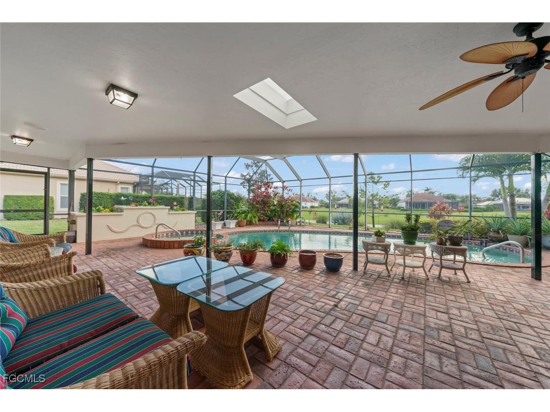 8200 Glenfinnan Circle Fort Myers FL 33912 2025024708 image37