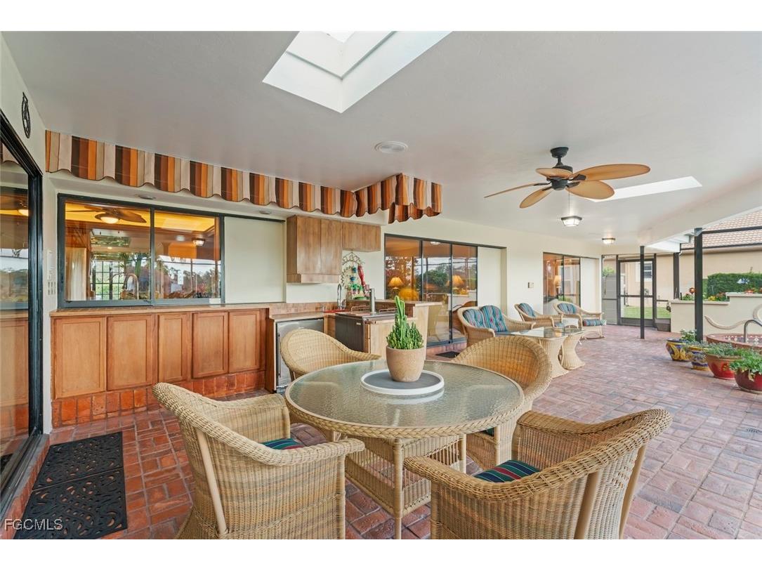 8200 Glenfinnan Circle Fort Myers FL 33912 2025024708 image39