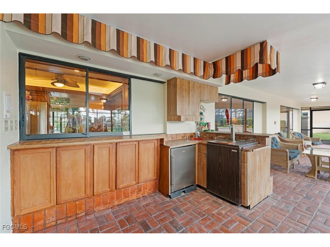 8200 Glenfinnan Circle Fort Myers FL 33912 2025024708 image40