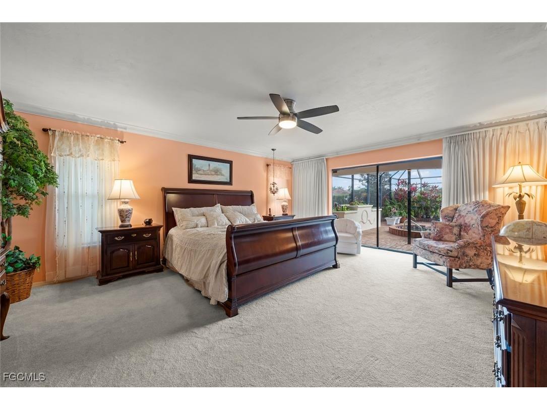 8200 Glenfinnan Circle Fort Myers FL 33912 2025024708 image6