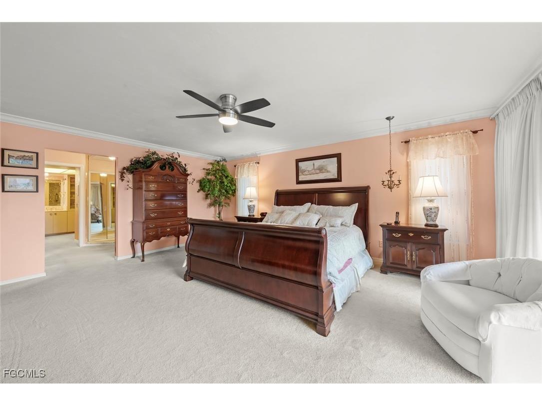 8200 Glenfinnan Circle Fort Myers FL 33912 2025024708 image7