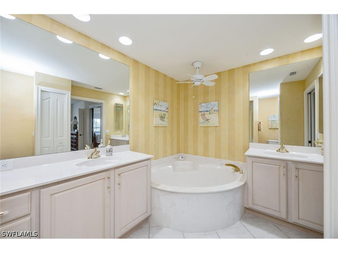 8200 Saratoga Drive #401 Naples FL 34113 226013211 image15