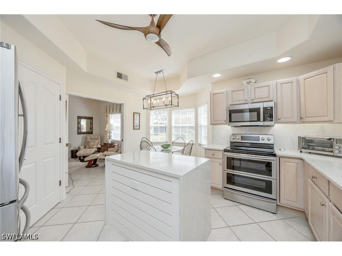 8200 Saratoga Drive #401 Naples FL 34113 226013211 image8