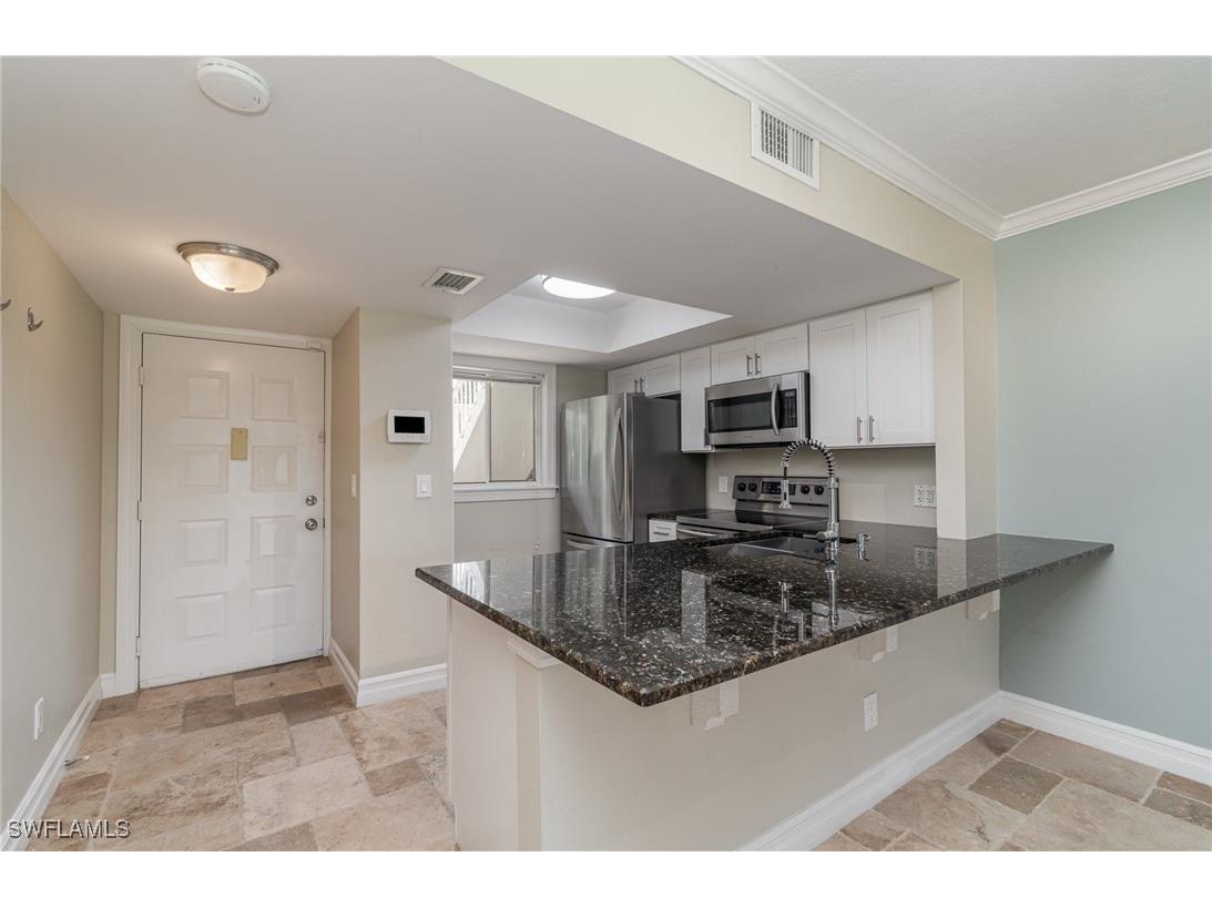 8200 Summerlin Village Circle #102 Fort Myers FL 33919 225081102 image5