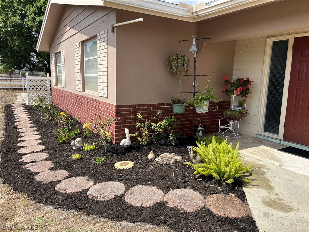 8201 Dosonte Lane North Fort Myers FL 33917 226009989 image5